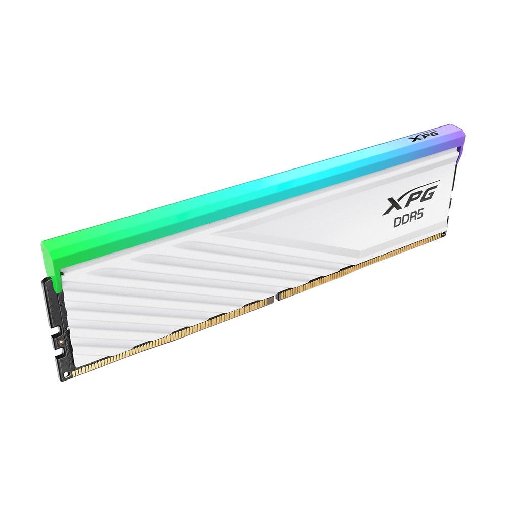 Memoria Ram Gamer XPG Lancer Blade RGB 16GB Bus 5600 Blanco